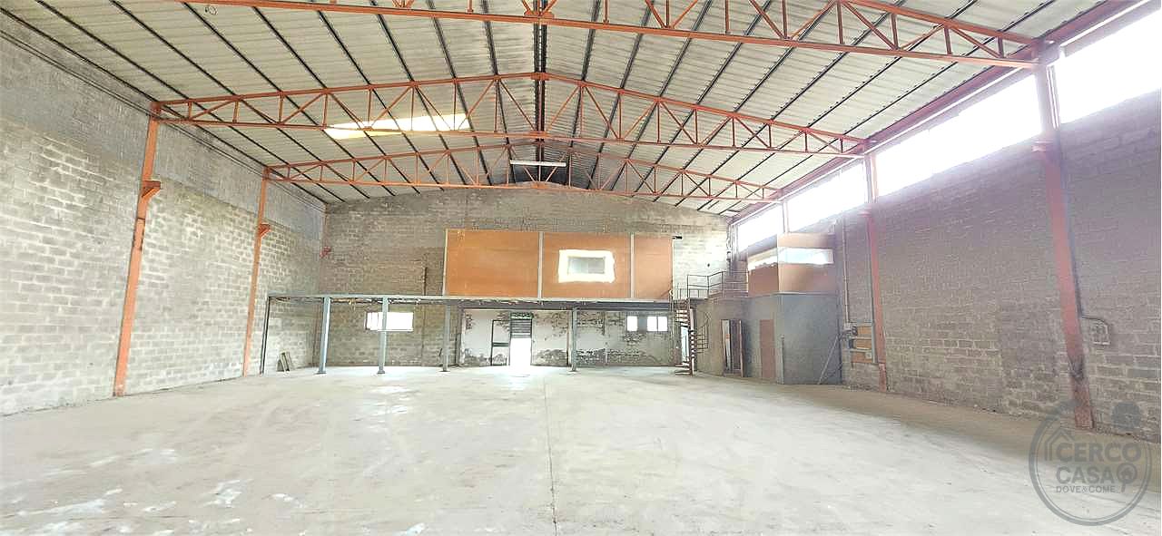 Porzione di capannone Resina (PG)