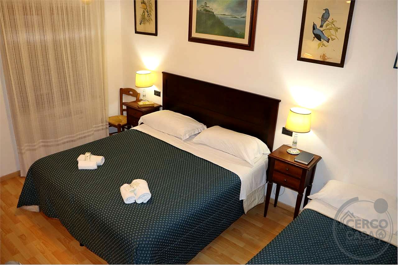 Casale in vendita con piscina a Montebitorno Magione Umbria