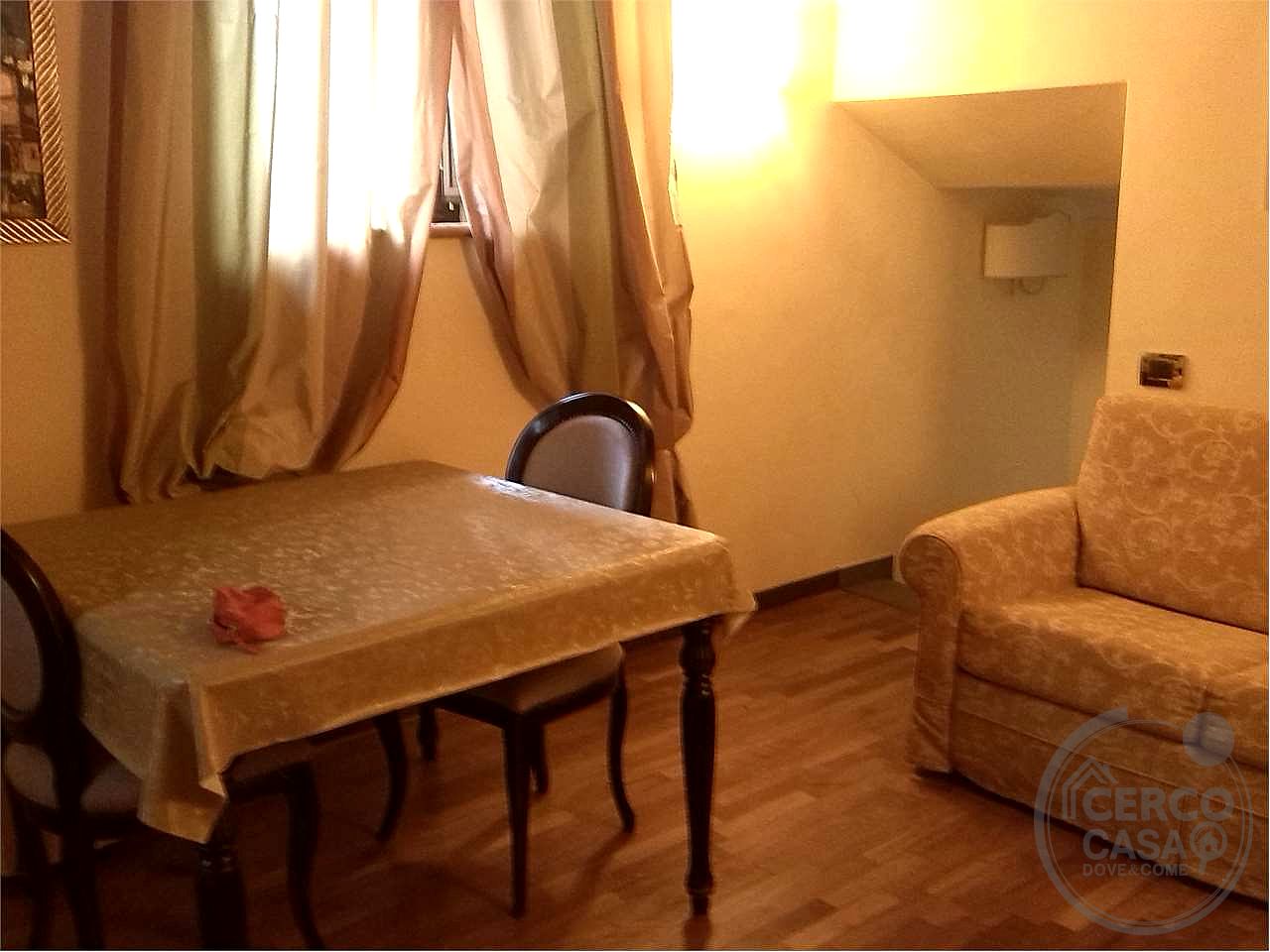 Todi, Castello Izzalini: in vendita bilocale n. 9 Primo Piano