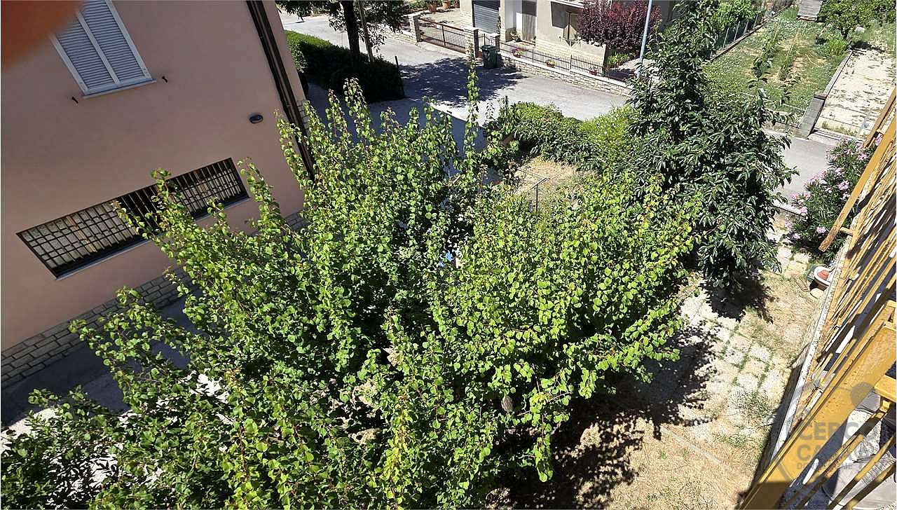 FRATTA TODINA (PG) – PALAZZINA CIELO-TERRA