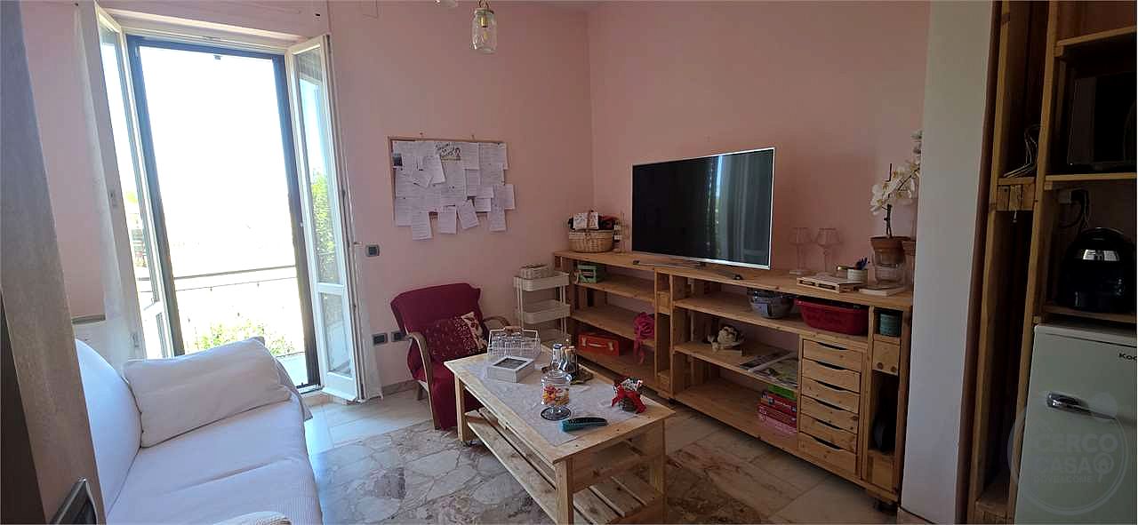 CASA CIELO-TERRA RISTRUTTURATA CON GIARDINO PRIVATO