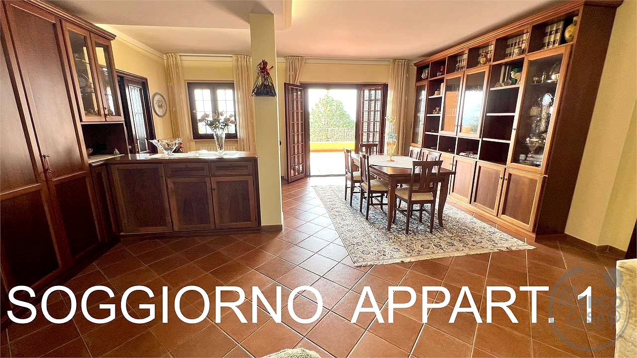 Villa Trifamiliare in Vendita a Perugia (PG)