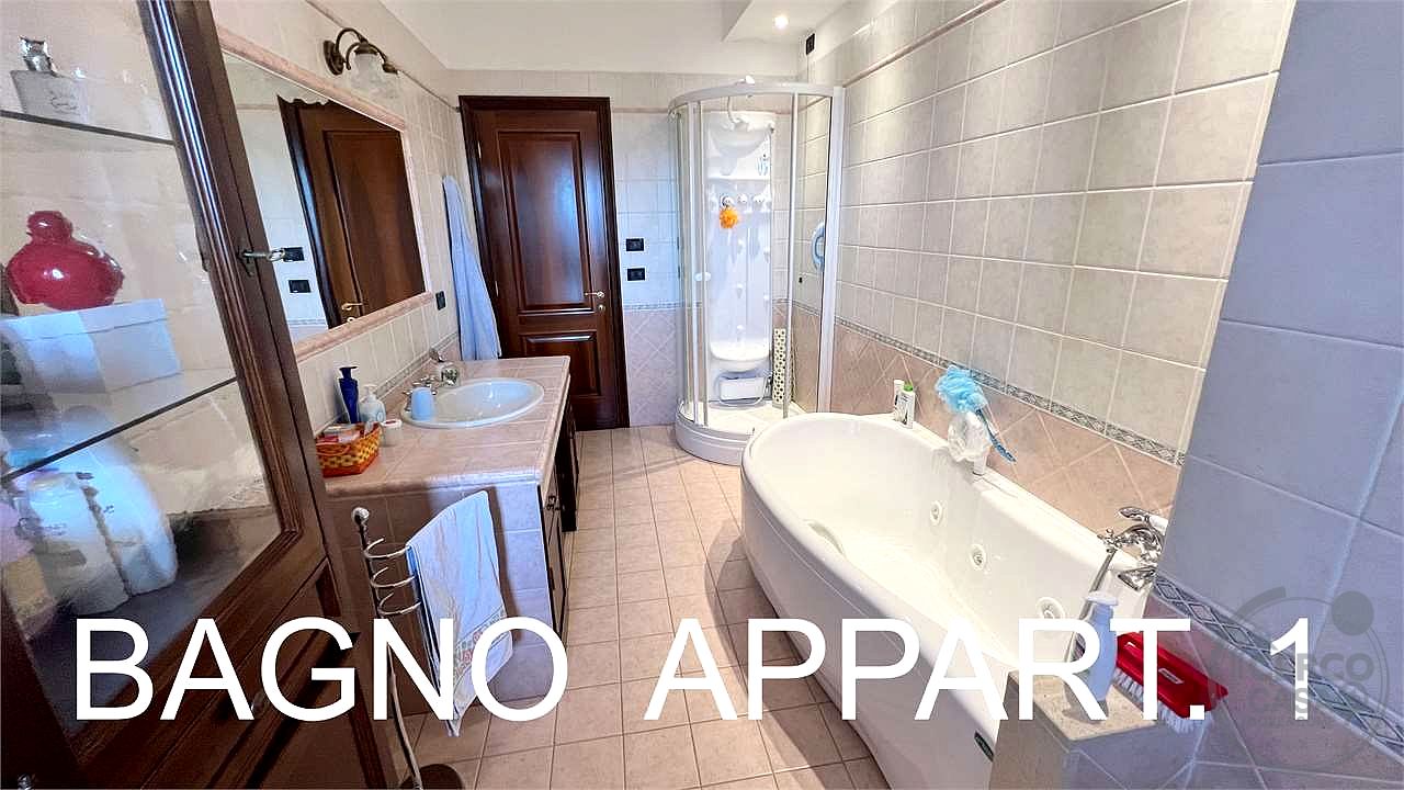 Villa Trifamiliare in Vendita a Perugia (PG)