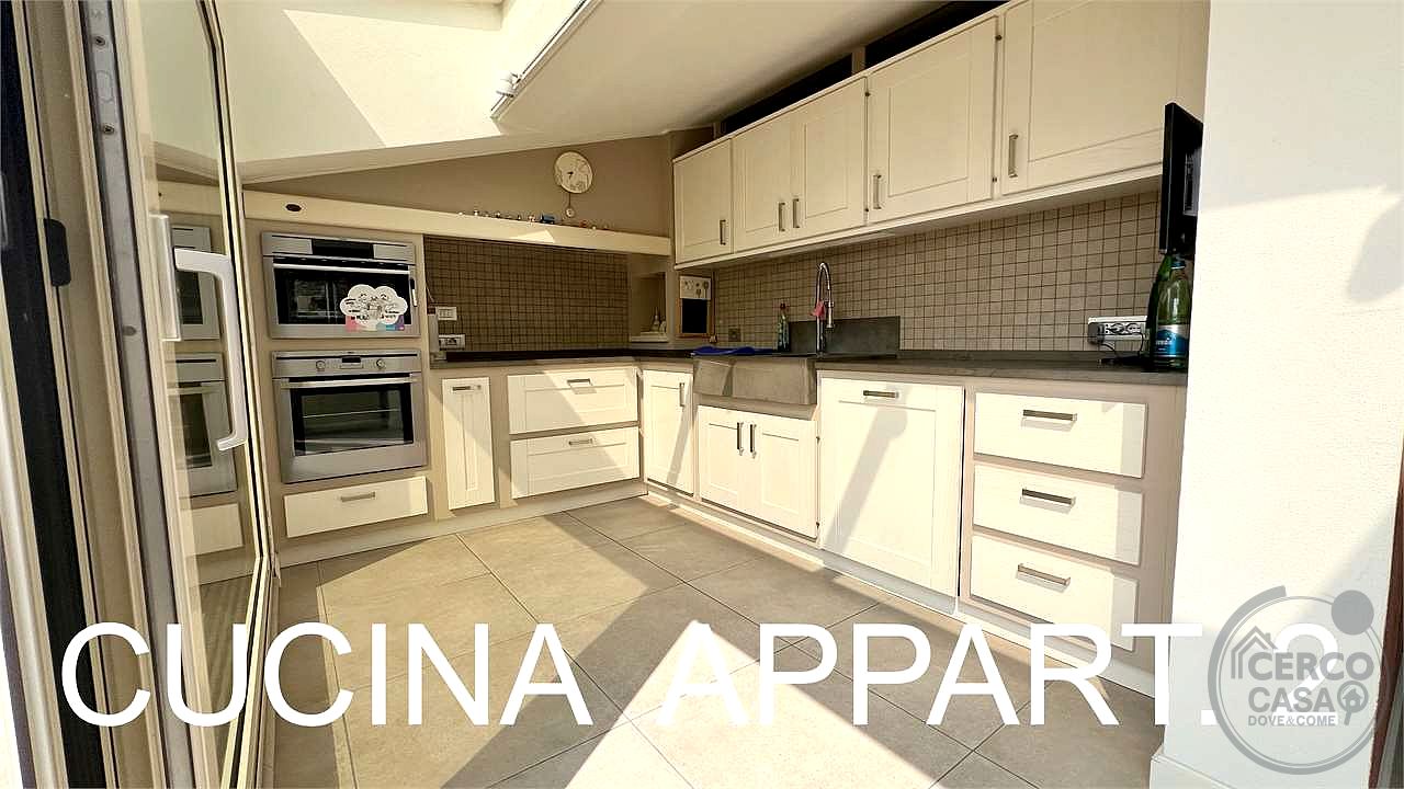 Villa Trifamiliare in Vendita a Perugia (PG)