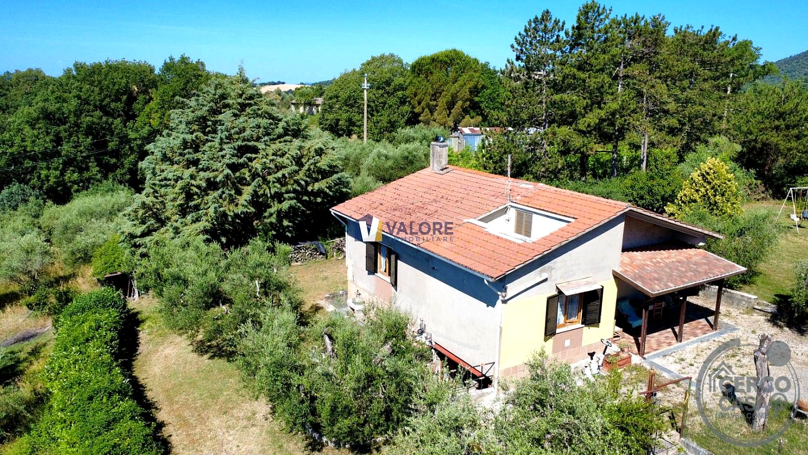 VILLA VENDITA PERUGIA MONTE TEZIO