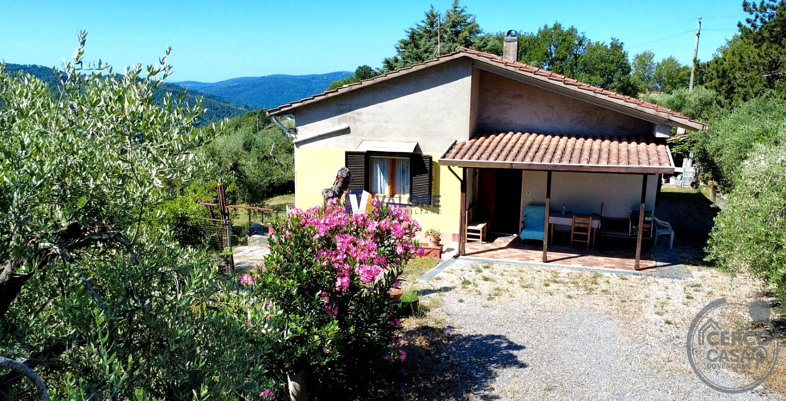 VILLA VENDITA PERUGIA MONTE TEZIO · foto 2