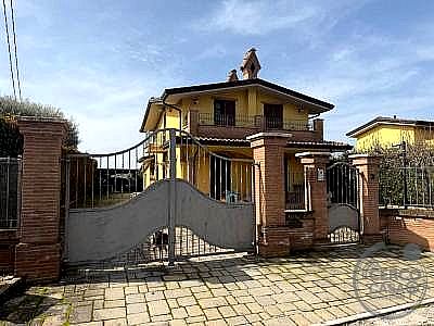 VILLA VENDITA PERUGIA MONTE TEZIO · foto 38