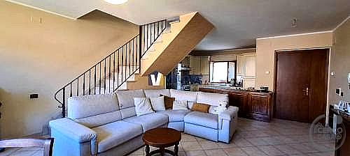 CASA INDIPENDENTE VENDITA MASSA MARTANA · foto 17