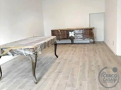 NEGOZIO VENDITA BASTIA UMBRA