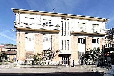 UFFICIO AFFITTO TERNI CENTRO STORICO · foto 20