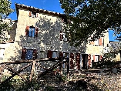 UFFICIO AFFITTO TERNI CENTRO STORICO · foto 6