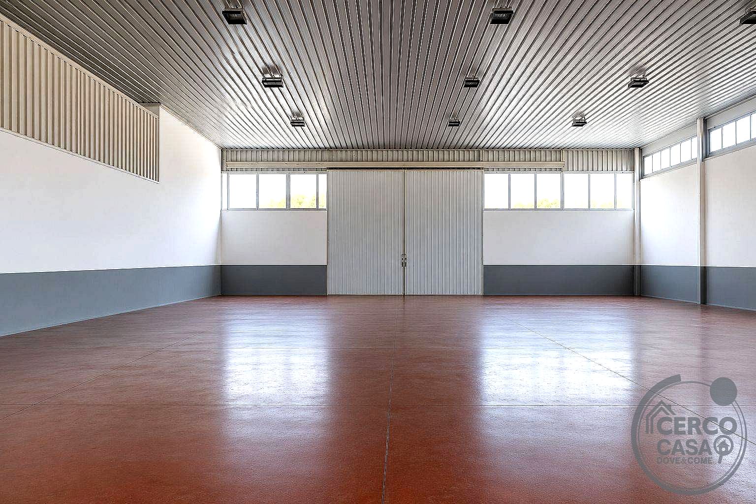 CAPANNONE AFFITTO TERNI COLLESCIPOLI